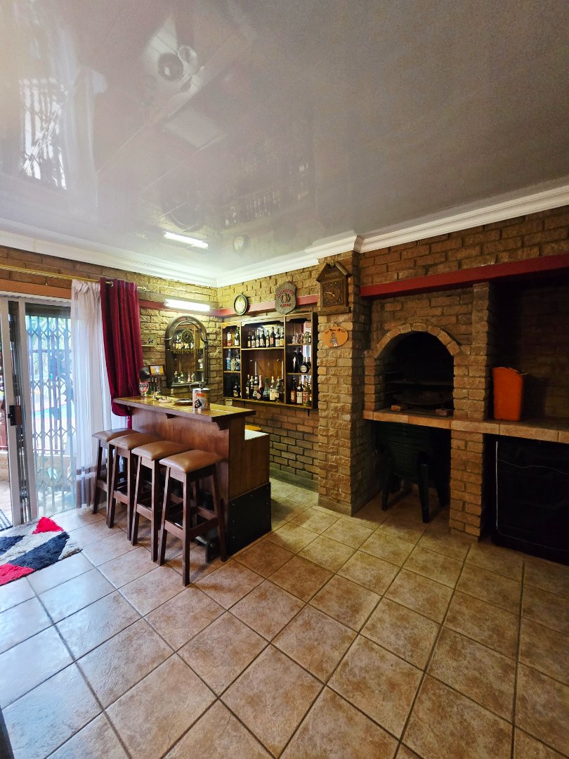 3 Bedroom Property for Sale in Flimieda North West